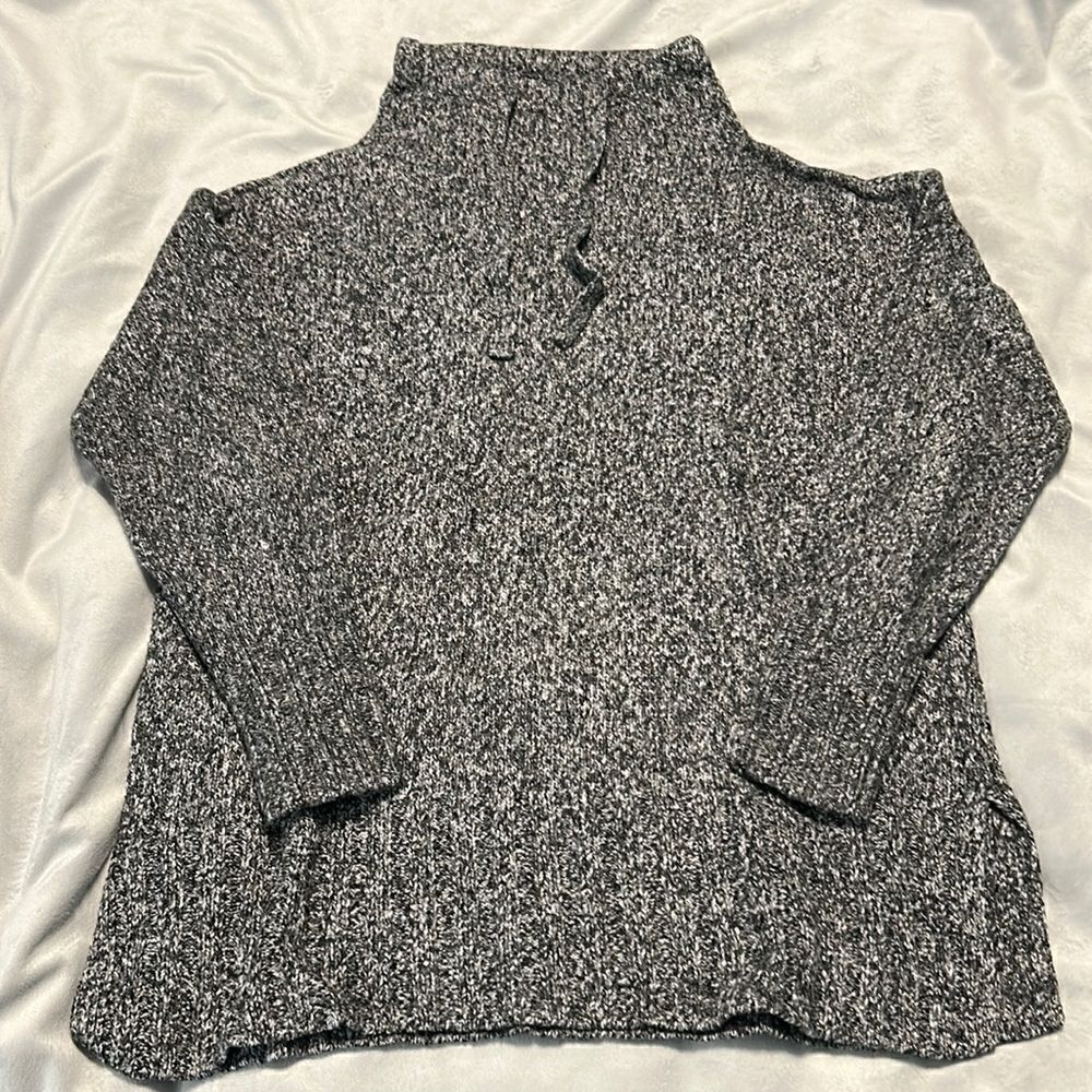 Lou & Grey Thick Sweater (Women's Small)